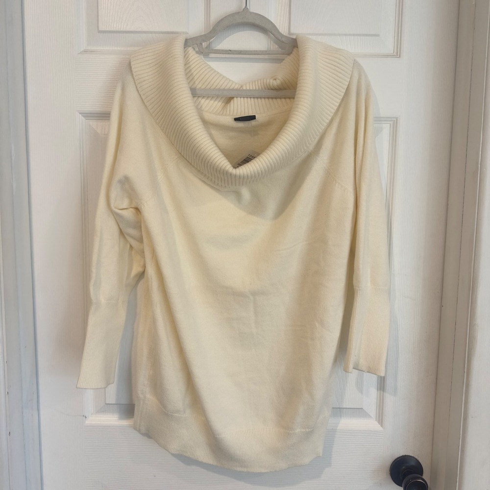 Torrid Womens Plus 2 2X Pristine Cream Off Shoulder Pullover Sweater 41025999